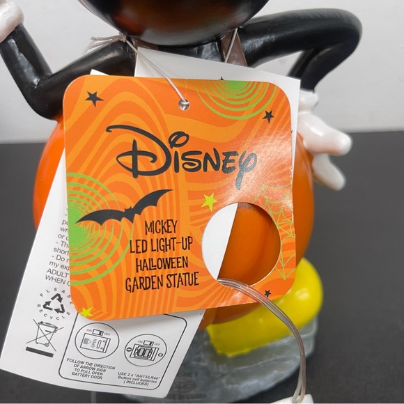 Disney Mickey And Minnie Mouse LED Light Up Halloween Statues - Picture 15 of 16